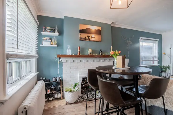 541 Vaughan RD, Toronto C03, ON M6C 2R2