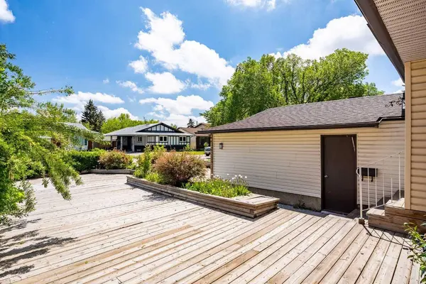 187 Templeton CIR NE, Calgary, AB T1Y 4G6