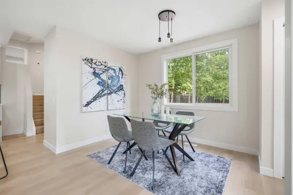 1060 Ranchview RD NW, Calgary, AB T3G 1R9