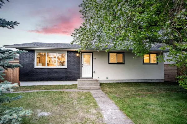 9532 Allison DR SE, Calgary, AB T2J 1B5