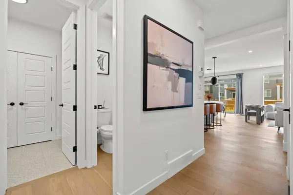 389 Crimson Ridge PL NW, Calgary, AB T3L 0H5