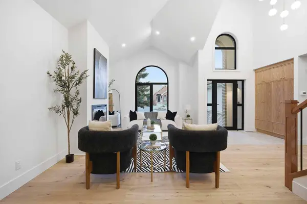 3 Varsity Ridge TER NW, Calgary, AB T3A 4Y2