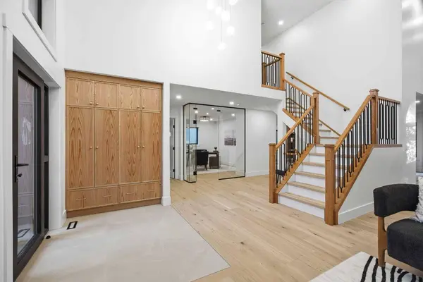 3 Varsity Ridge TER NW, Calgary, AB T3A 4Y2