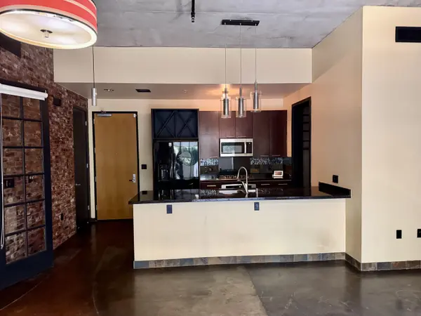 1050 Island Ave #211, San Diego, CA 92101-7211