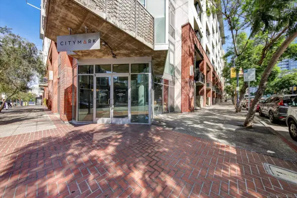 1050 Island #211, San Diego, CA 92101