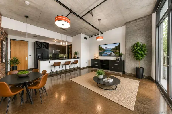 1050 Island #211, San Diego, CA 92101