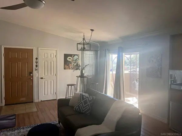 5045 Los Morros Way #83, Oceanside, CA 92057