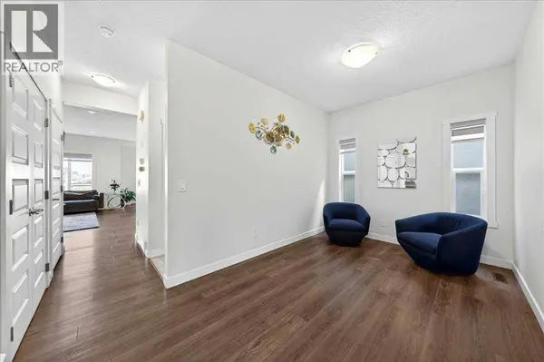 44 Saddlestone Way NE, Calgary, AB T3J2C9