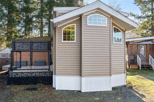 3118 Elsie Lake Cir, Nanaimo, BC V9R 0M3