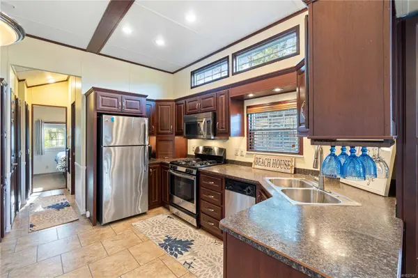 3118 Elsie Lake Cir, Nanaimo, BC V9R 0M3