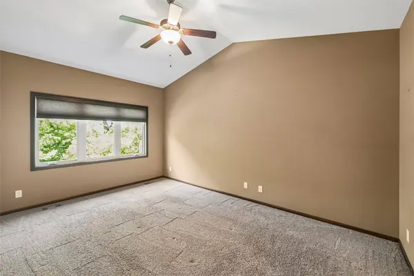 1458 NE Falstaff Lane, Ankeny, IA 50021