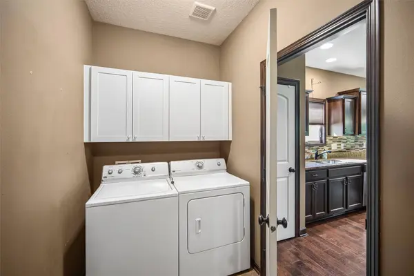 1458 NE Falstaff Lane, Ankeny, IA 50021