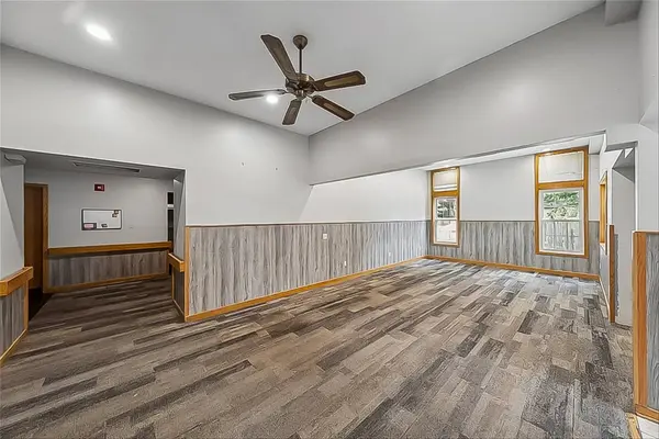 3114 E 42nd Street, Des Moines, IA 50317