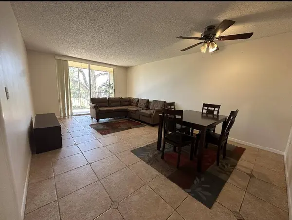 6770 Royal Palm BLVD #207l, Margate, FL 33063