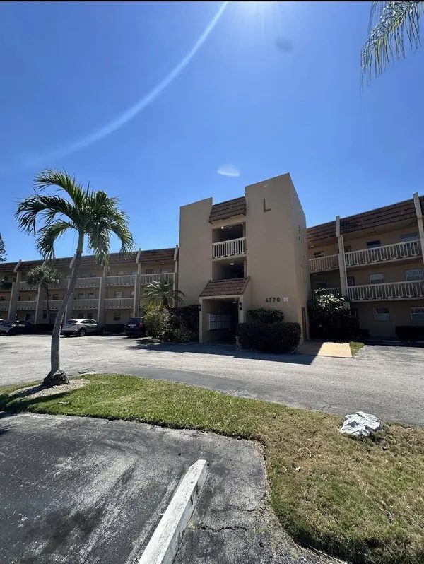 6770 Royal Palm BLVD #207l
