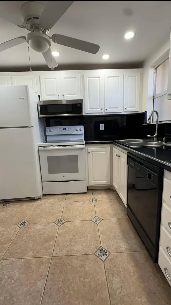 6770 Royal Palm BLVD #207l, Margate, FL 33063