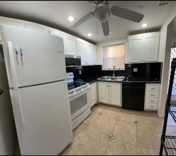 6770 Royal Palm BLVD #207l, Margate, FL 33063