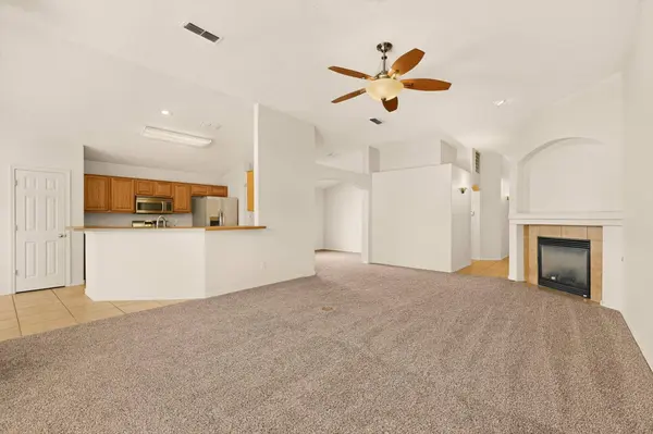 9215 Drolet DR NW, Albuquerque, NM 87114
