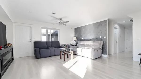 12572 62b AVE, Surrey, BC V3X 3M9