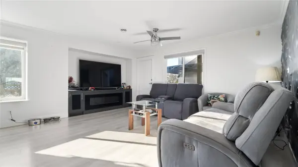 12572 62b AVE, Surrey, BC V3X 3M9