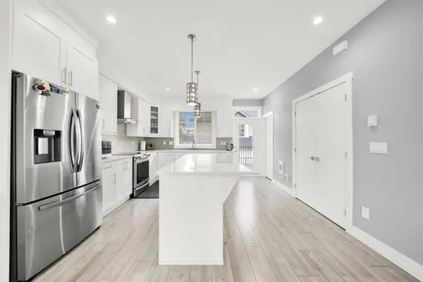 15170 60 AVE #108, Surrey, BC V3S 0A3