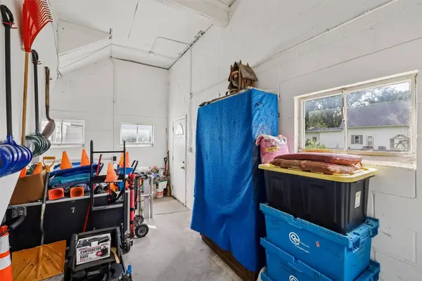 2618 E 9th Street, Des Moines, IA 50316