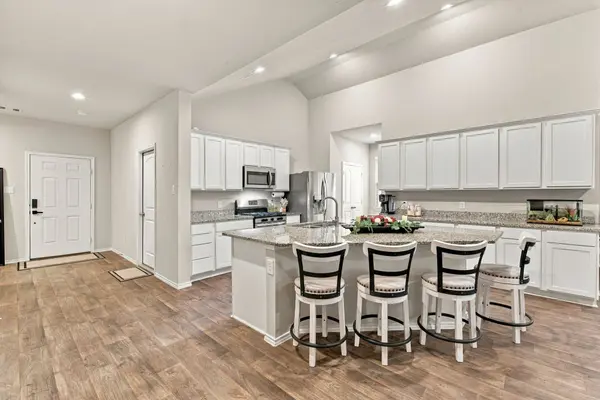 11742 Bari Reef LN, Conroe, TX 77304