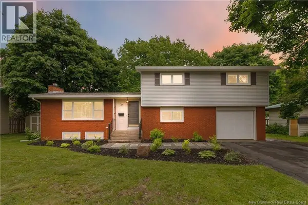 23 Vista Drive, Moncton, NB E1A4L6