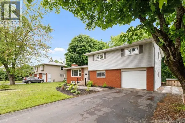 23 Vista Drive, Moncton, NB E1A4L6
