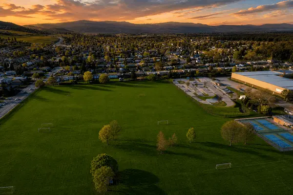 Rutland Kelowna Condos for Sale,Rocky Mix