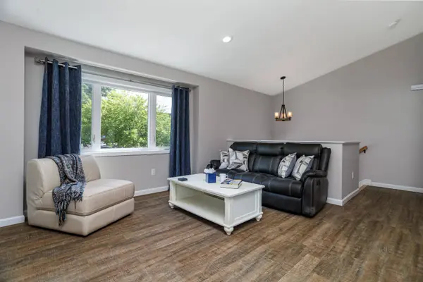 70 Derryfield RD #R, Derry, NH 03038