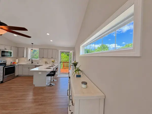 70 Derryfield RD #R, Derry, NH 03038
