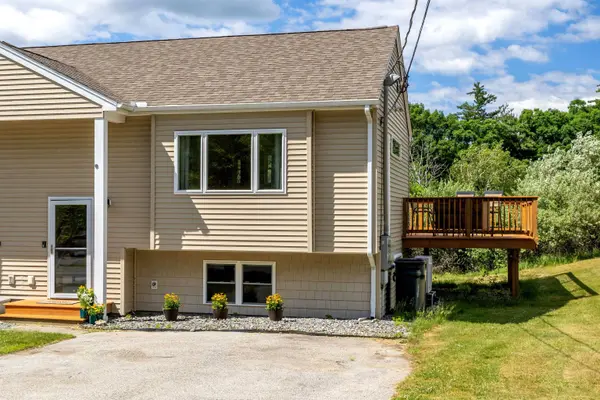 70 Derryfield RD #R, Derry, NH 03038