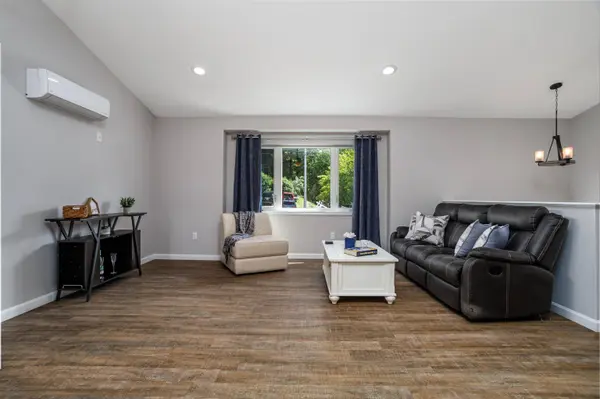 70 Derryfield RD #R, Derry, NH 03038