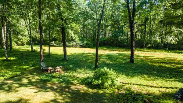 75 Meadow DR, Hollis, NH 03049