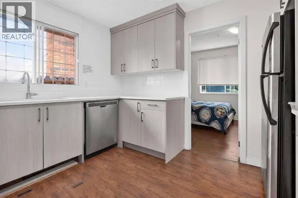 319 Rundlelawn Road NE, Calgary, AB T1Y3P2