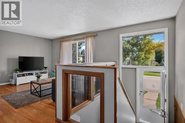 4843 7 Avenue SE, Calgary, AB T2A0A3