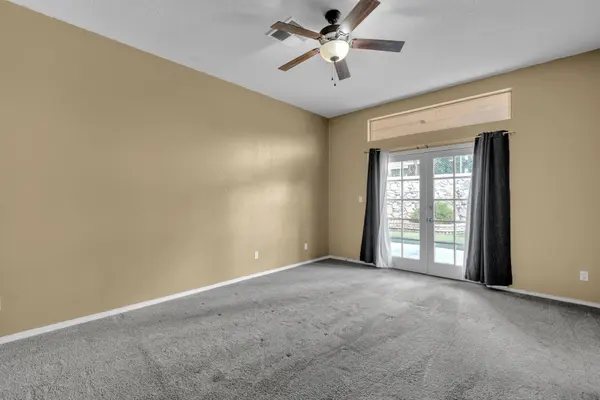 12621 Crystal Ridge Dr, El Paso, TX 79938-7735