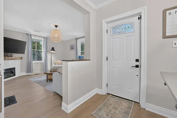 20435 Leslie ST, East Gwillimbury, ON L0G 1R0