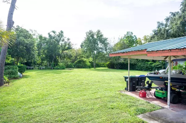 2306 GREENLEAF DR, Orlando, FL 32810