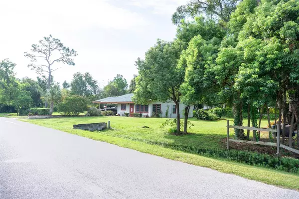 2306 GREENLEAF DR, Orlando, FL 32810