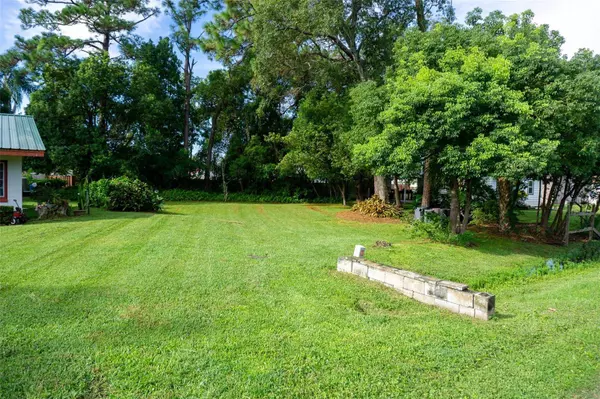 2306 GREENLEAF DR, Orlando, FL 32810