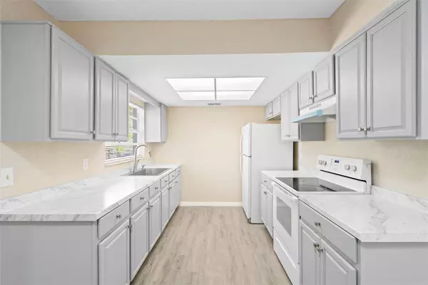 7237 WILLOWWOOD ST, Orlando, FL 32818