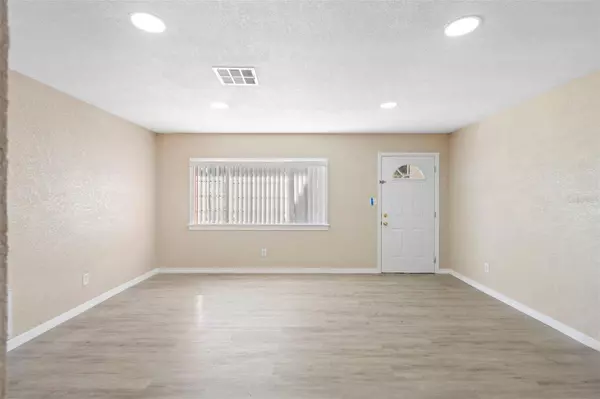 7237 WILLOWWOOD ST, Orlando, FL 32818