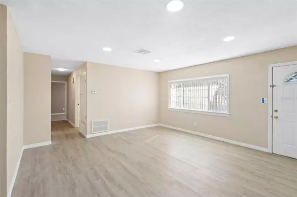 7237 WILLOWWOOD ST, Orlando, FL 32818