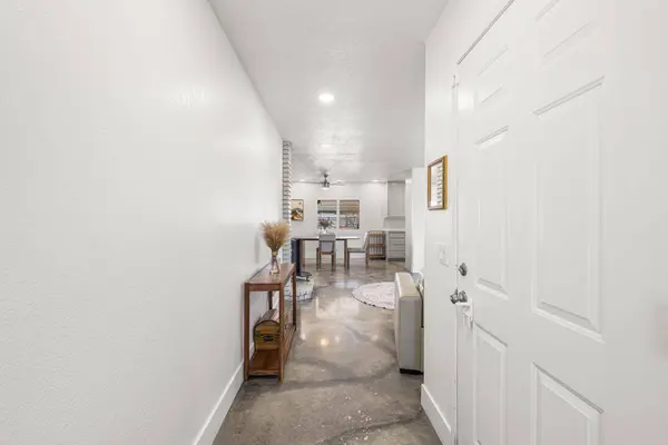 6829 Palisade WAY, Yucca Valley, CA 92284