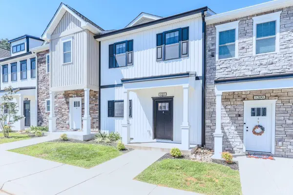 556 Leesville RD