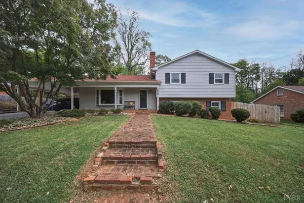 659 Whitestone DR, Lynchburg, VA 24502