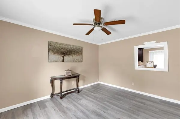 7621 Parker RD, Houston, TX 77016