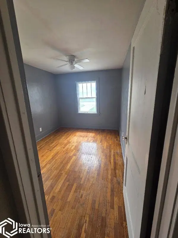 4081/2 New York AVE, Creston, IA 50801